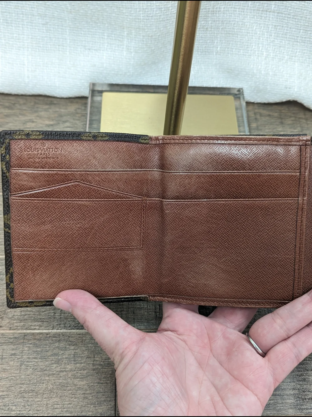 100% Authentic Louis Vuitton Victorine Monogram Wallet W/COA
